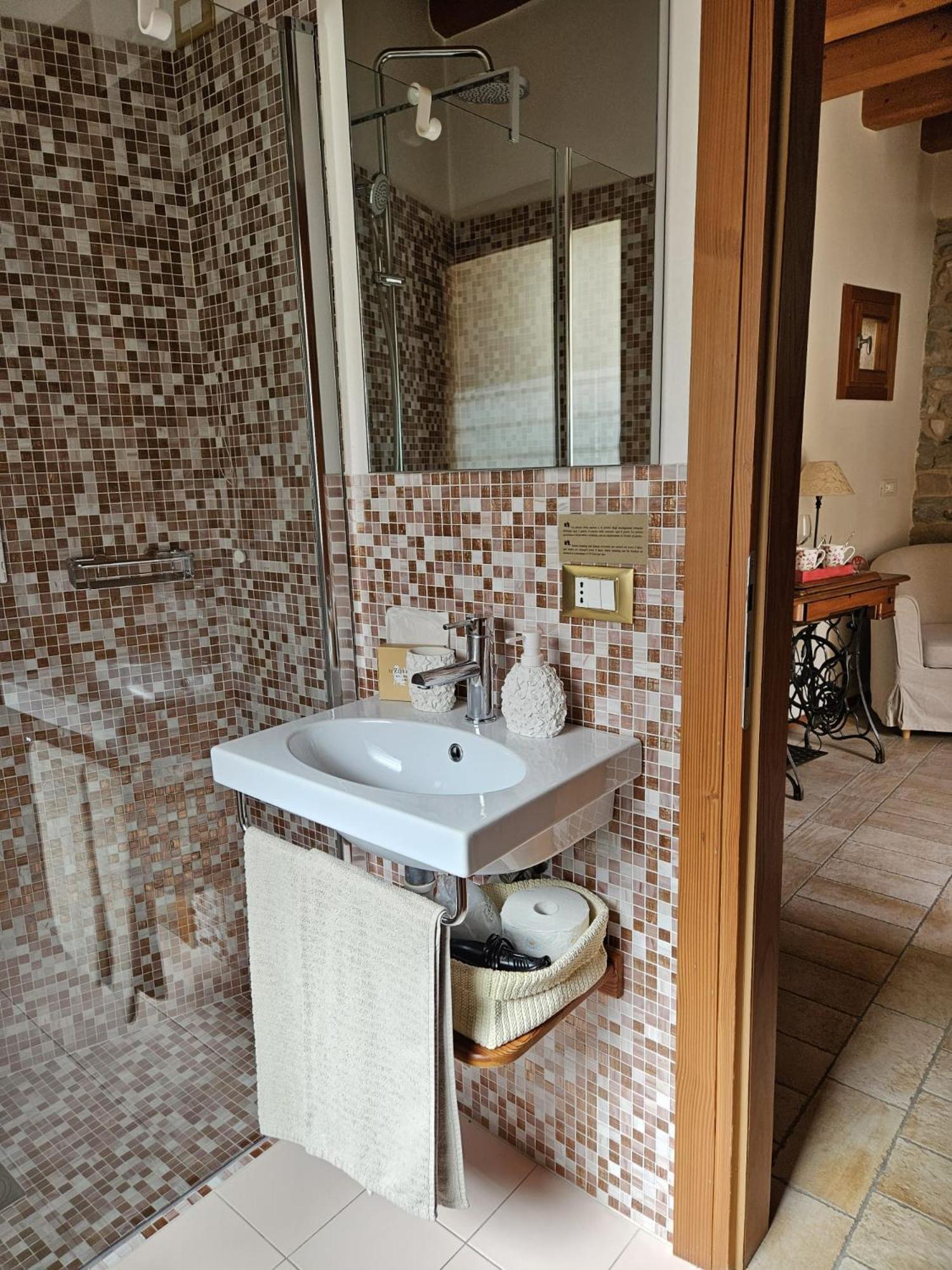 Le Zitelle Di Ron Bed & Breakfast Валдобиадене Екстериор снимка
